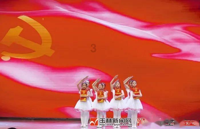 逃离整洁的杂物间